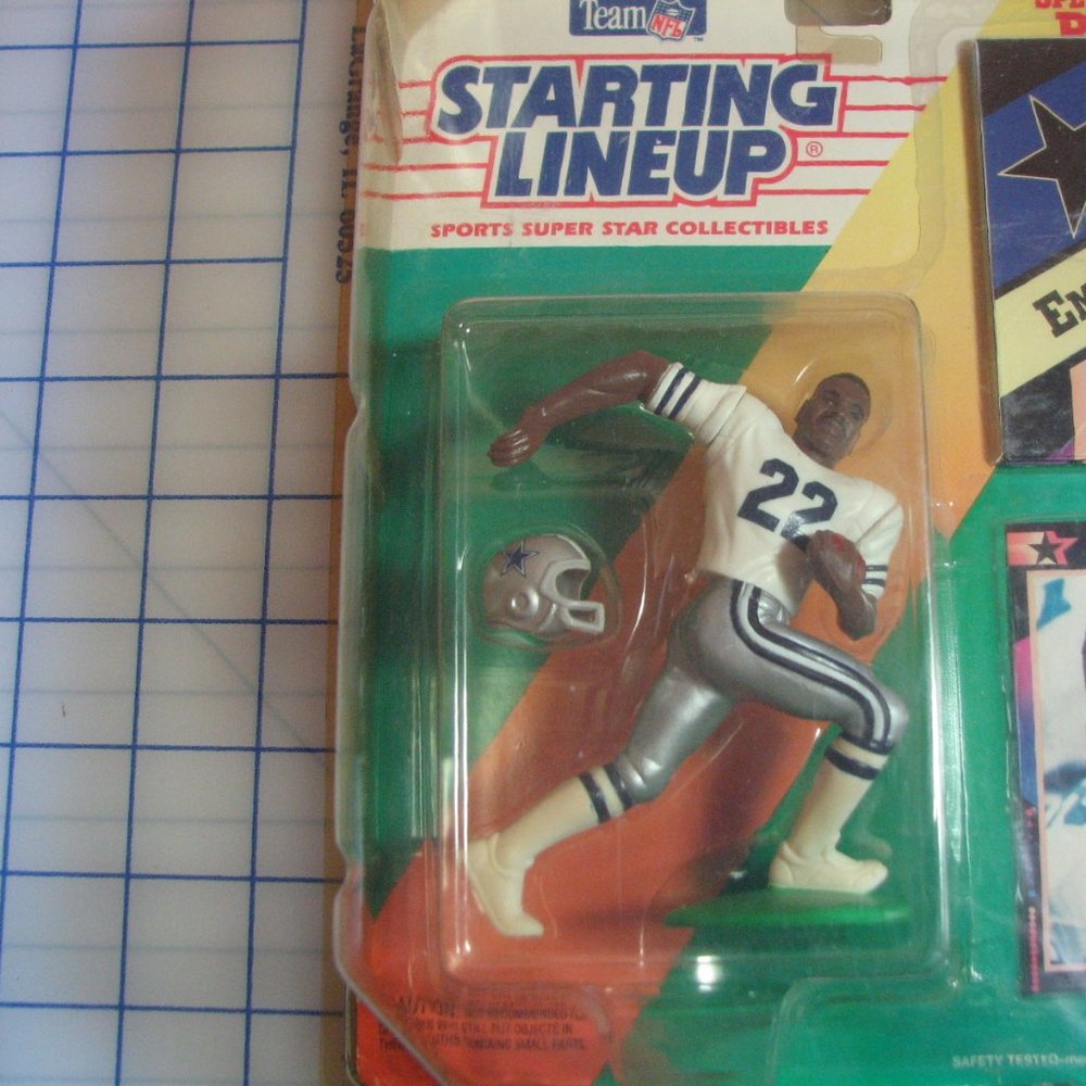 Action Figure - Picture 2 of 5